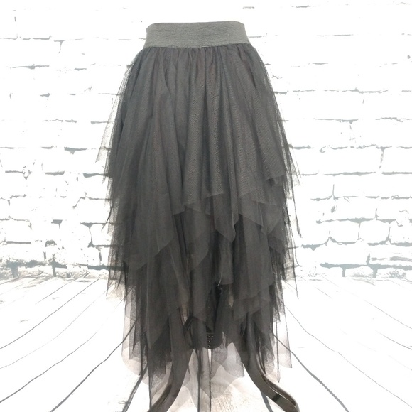 Free People Dresses & Skirts - Free People Layered Tulle Midi Skirt